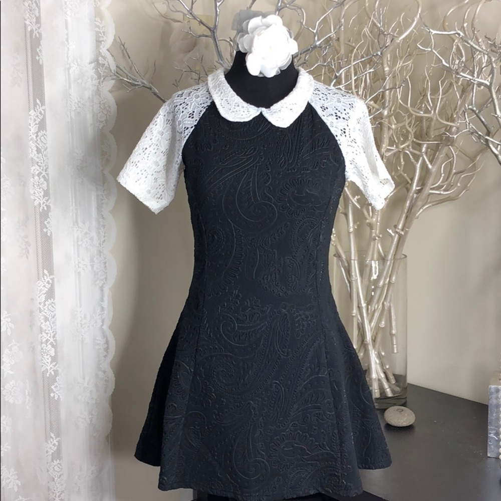 Unique style black & white dress